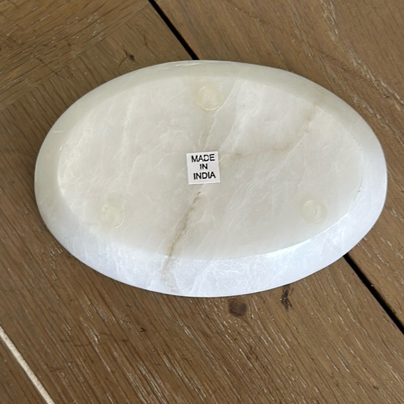 Genuine white alabaster marble stone soap or ring dish bathroom vanity - Picture 8 of 8